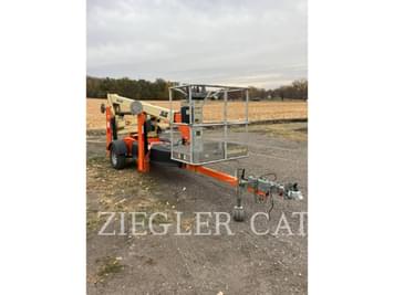 Main image JLG T350
