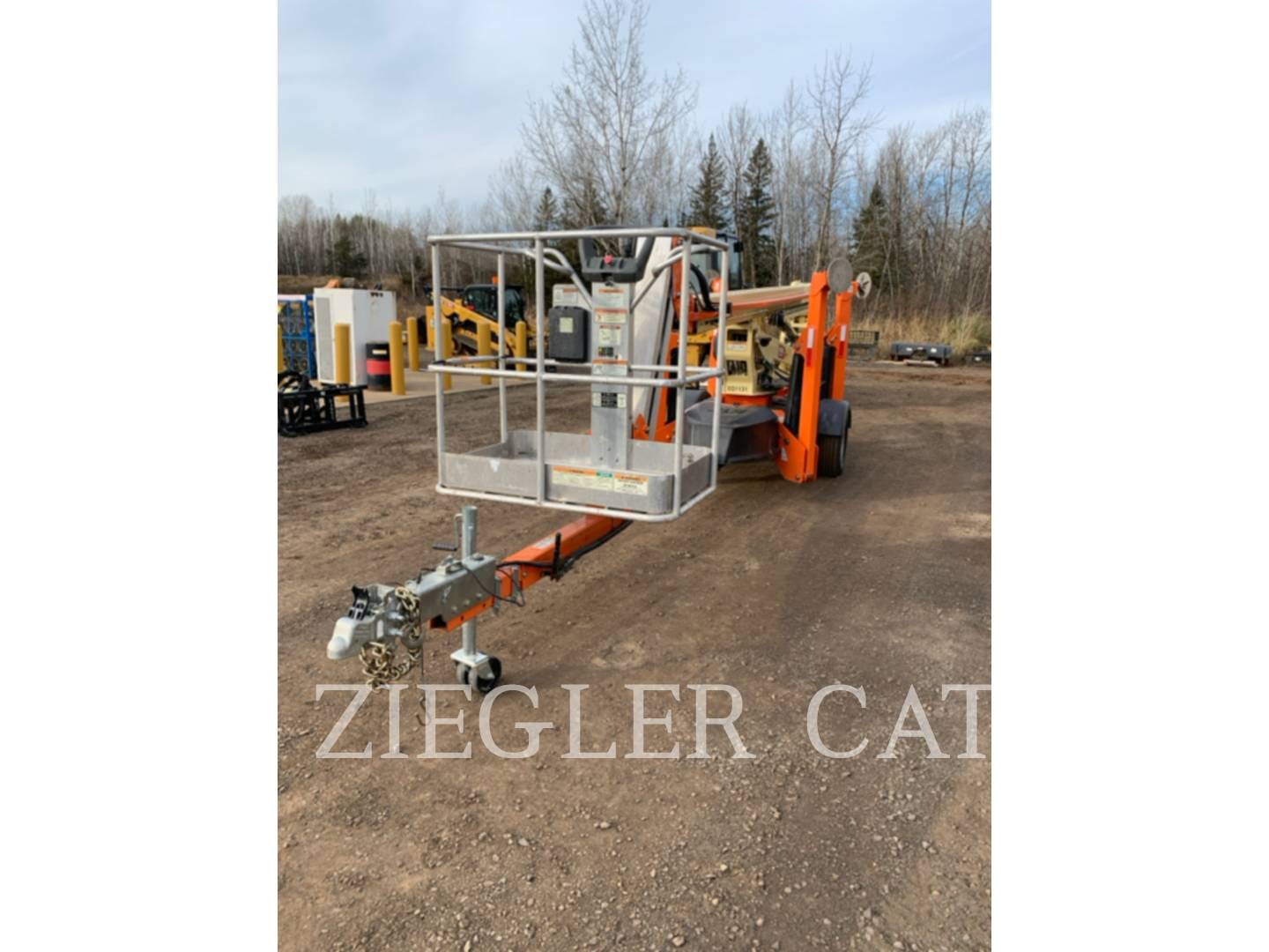 2021 JLG T500J Equipment Image0