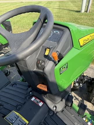 Image of John Deere 1023E equipment image 4