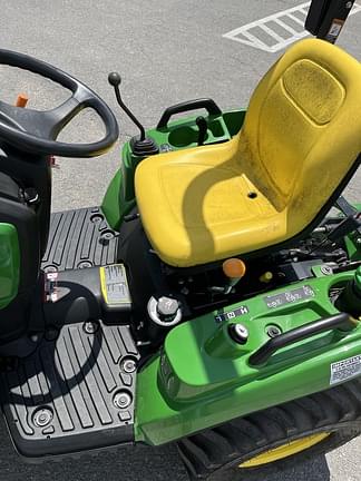 Image of John Deere 1023E equipment image 4