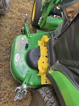 Image of John Deere 1023E equipment image 4