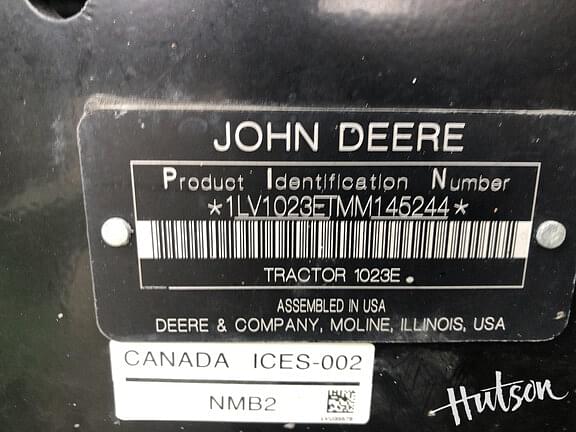 Image of John Deere 1023E equipment image 4
