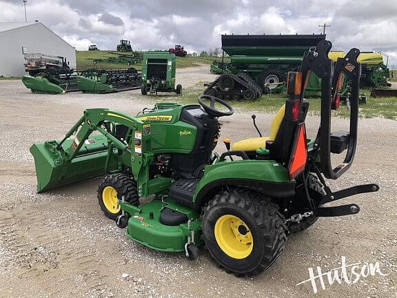 Image of John Deere 1023E equipment image 2