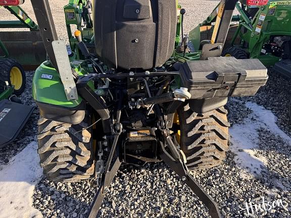 Image of John Deere 1023E equipment image 3