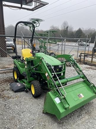 Image of John Deere 1023E equipment image 4