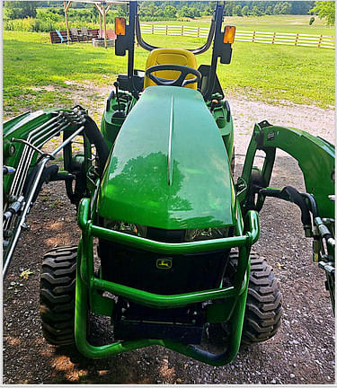 Image of John Deere 1023E equipment image 1