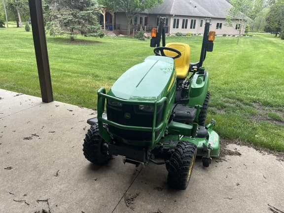 Image of John Deere 1023E equipment image 2