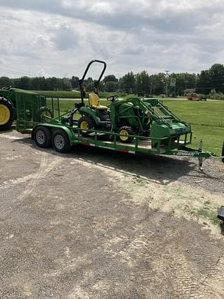 Image of John Deere 1023E equipment image 1