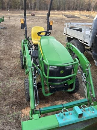 Image of John Deere 1023E equipment image 4