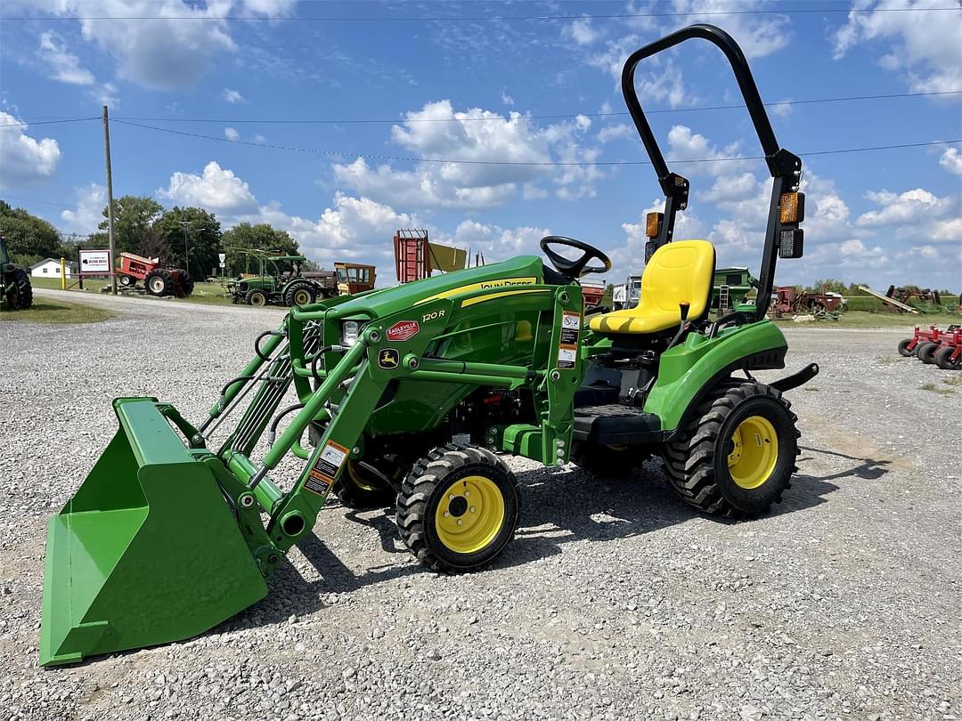 Image of John Deere 1023E Primary image