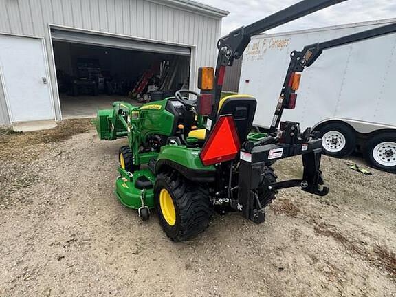 Image of John Deere 1023E equipment image 4