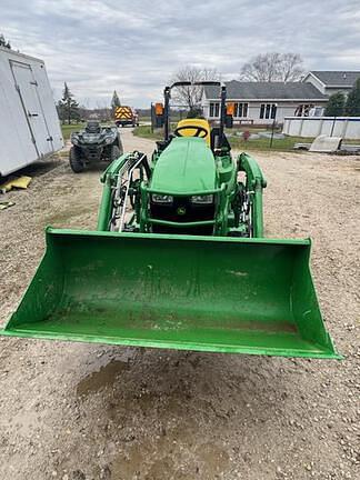 Image of John Deere 1023E equipment image 3