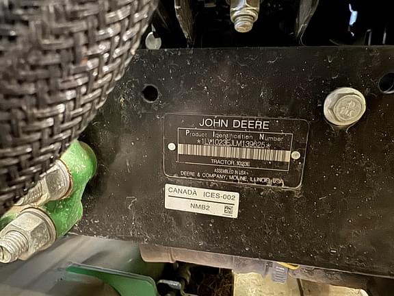 Image of John Deere 1023E equipment image 2