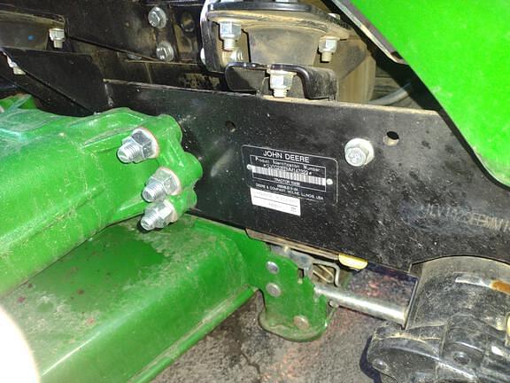 Image of John Deere 1023E equipment image 4