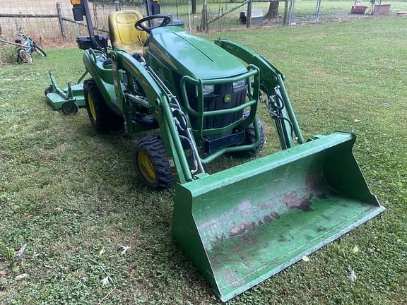 Image of John Deere 1023E equipment image 3