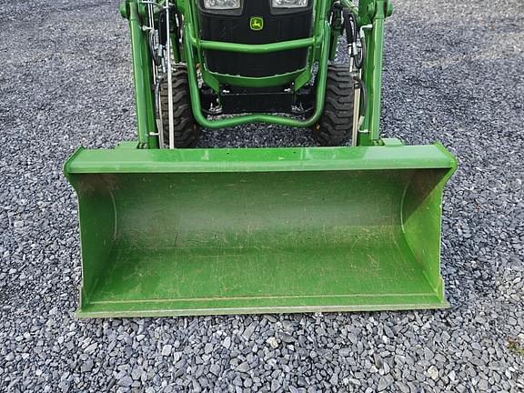 Image of John Deere 1023E equipment image 4