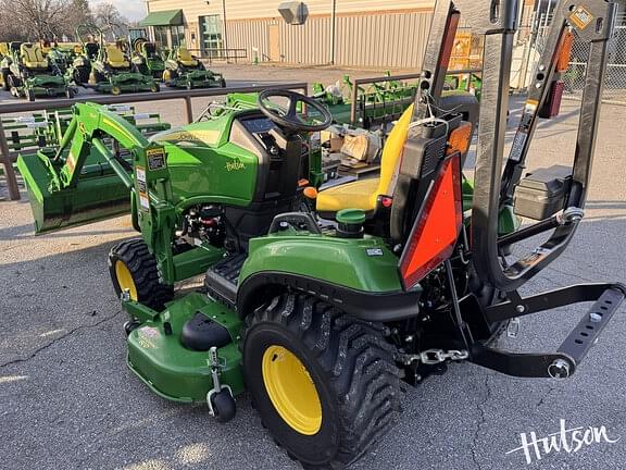 Image of John Deere 1023E equipment image 2