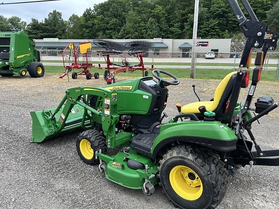 Image of John Deere 1023E equipment image 2