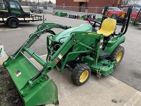 Image of John Deere 1023E equipment image 1