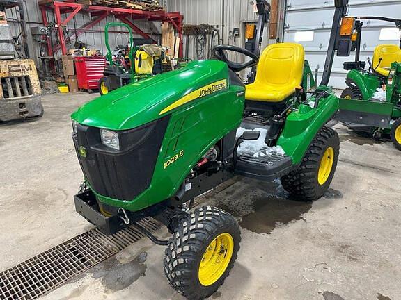 Image of John Deere 1023E equipment image 1
