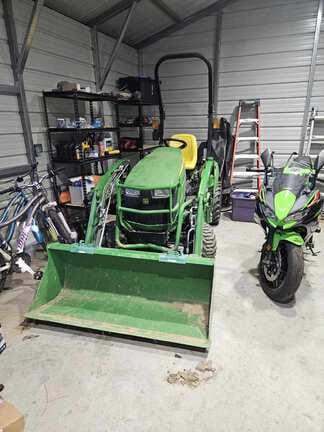 2021 John Deere 1023E Equipment Image0