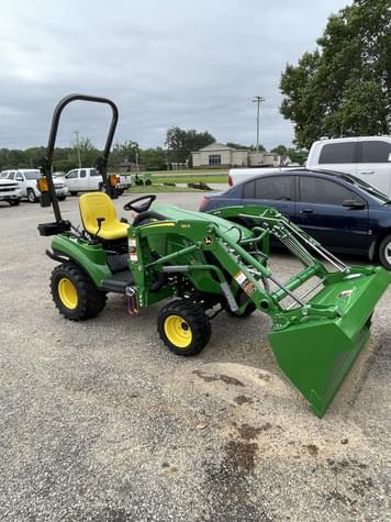 Main image John Deere 1023E