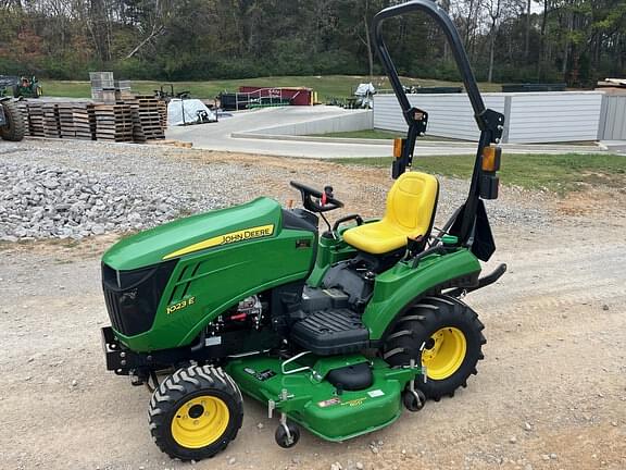 Image of John Deere 1023E Primary image