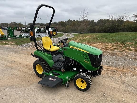 Image of John Deere 1023E equipment image 1