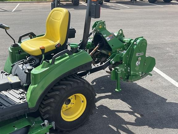 Image of John Deere 1023E equipment image 4