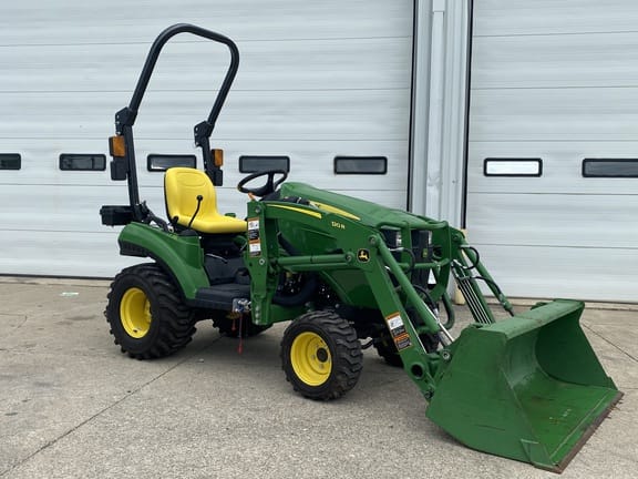 2021 John Deere 1023E Equipment Image0