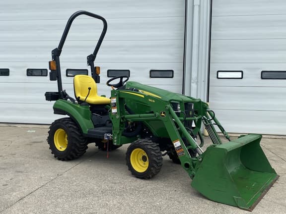 Image of John Deere 1023E Primary image