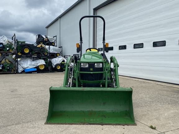 Image of John Deere 1023E equipment image 1