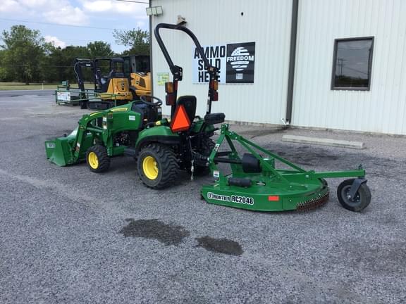 Image of John Deere 1023E equipment image 2