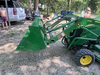 Image of John Deere 1023E equipment image 4