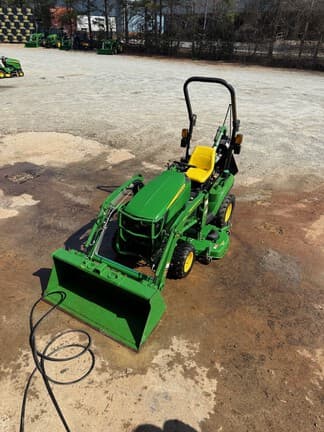 Image of John Deere 1023E equipment image 2