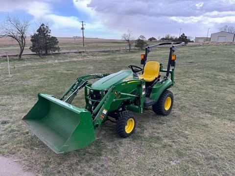 Image of John Deere 1023E equipment image 1