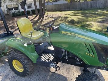 Main image John Deere 1023E