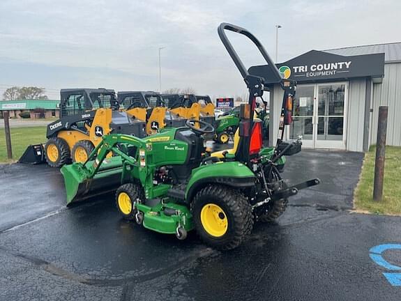 Image of John Deere 1023E equipment image 1