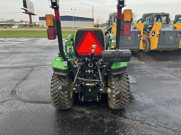 Image of John Deere 1023E equipment image 2