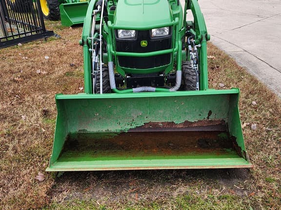 Image of John Deere 1023E equipment image 4