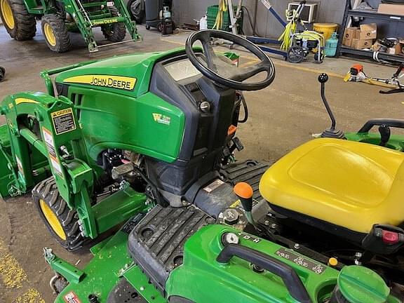 Image of John Deere 1023E equipment image 3