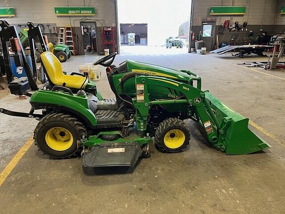 Image of John Deere 1023E equipment image 4