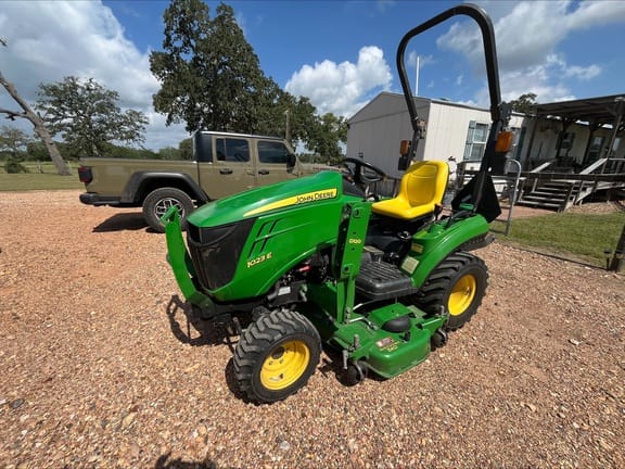 2021 John Deere 1023E Equipment Image0