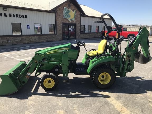 Image of John Deere 1023E equipment image 2