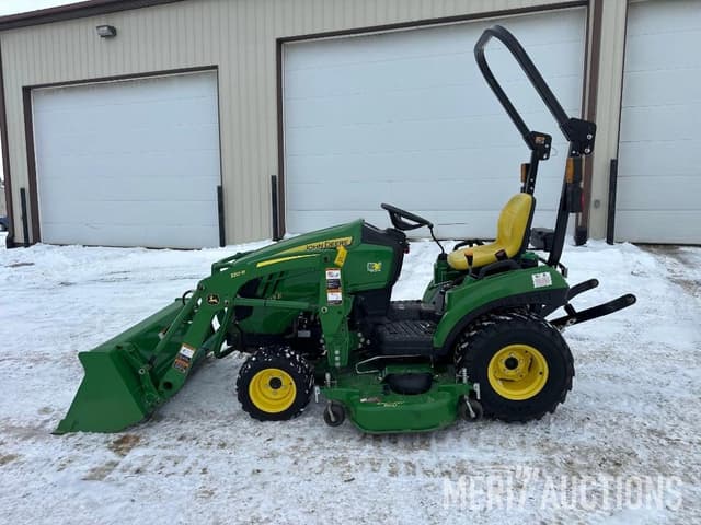 Image of John Deere 1023E equipment image 1