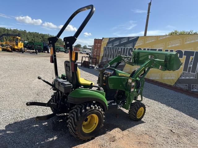 Image of John Deere 1023E equipment image 3