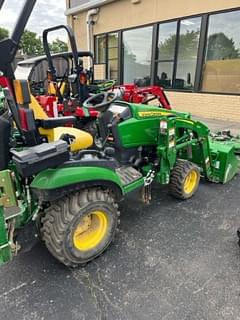 Image of John Deere 1025R equipment image 3