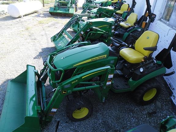 Image of John Deere 1025R equipment image 2