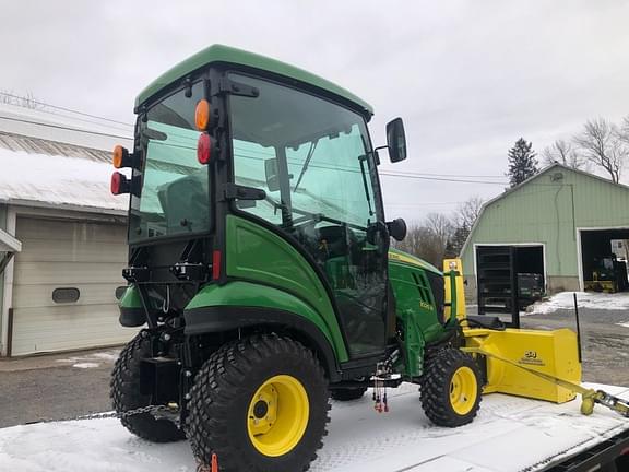 Image of John Deere 1025R equipment image 3