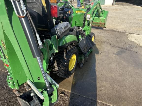 Image of John Deere 1025R equipment image 3